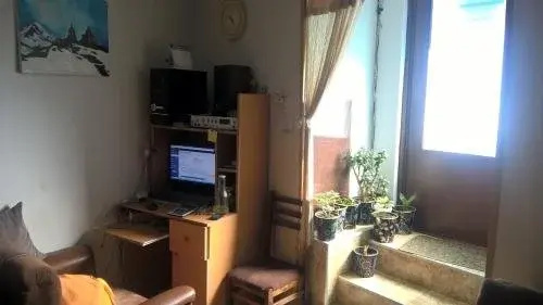 Тбилиси: Tbilisi Hostel Riga