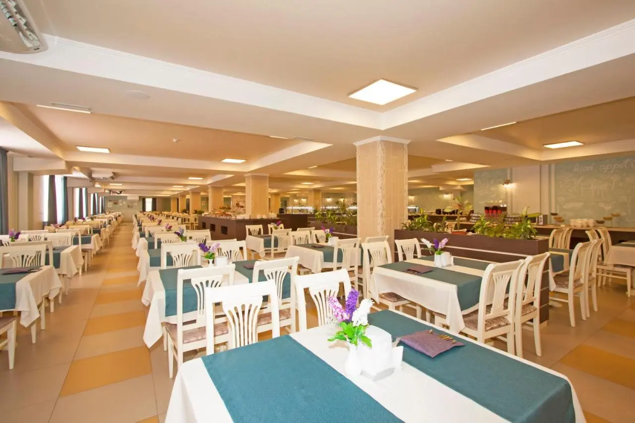Витязево: Sunmarinn Resort All Inclusive