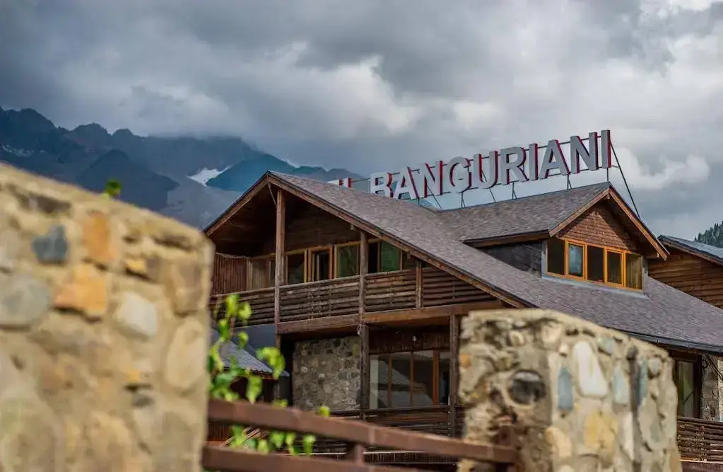 Местиа: Отель Banguriani