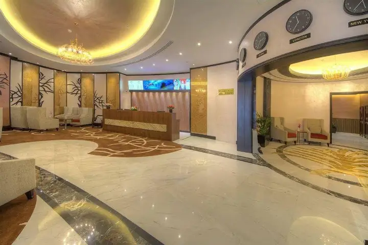 Дубай: Pavilion Palace Hotel