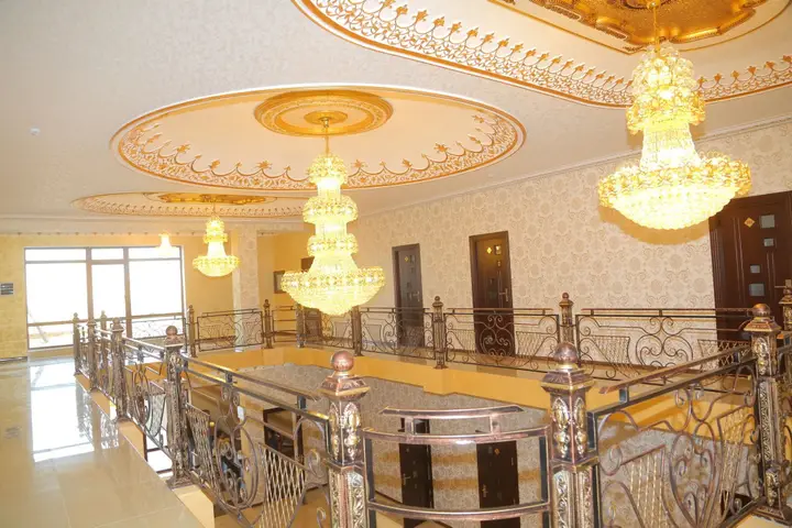 carousel image 1