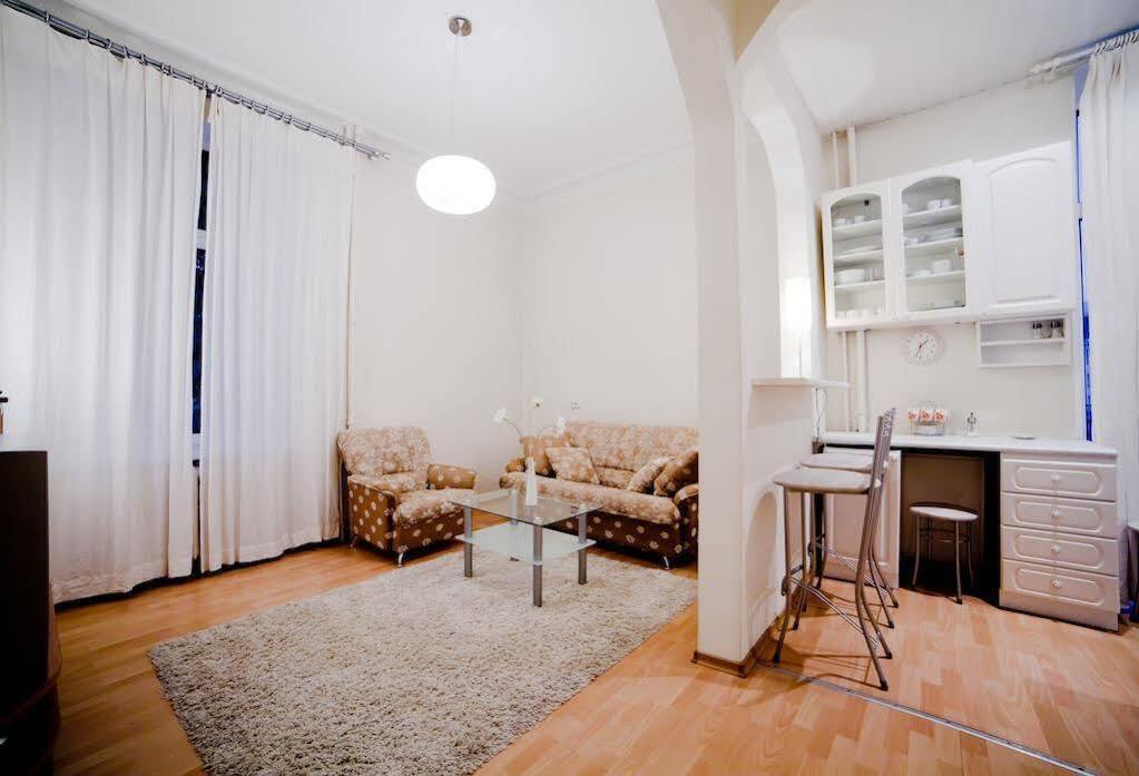 Минск: VIP House Apartments 3 on Lenina Street