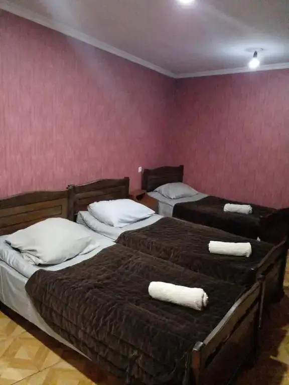 Местиа: Sweetnight