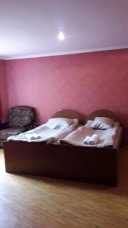 Местиа: Sweetnight