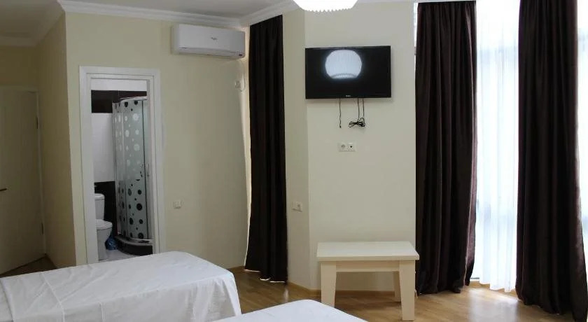 Батуми: Hotel Velux