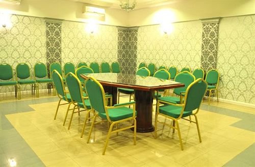 Северный атолл Мале: Nasandhura Palace Hotel