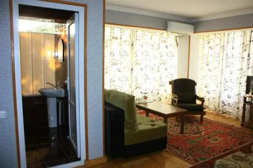 Телави: Hotel Caucasus