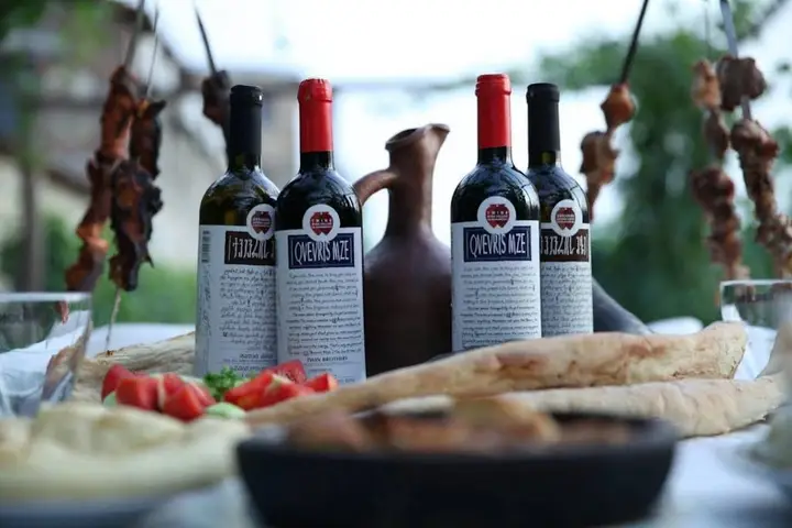 Телави: Twins Wine Cellar