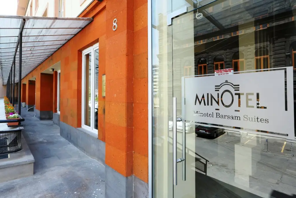 Ереван: Отель Minotel Barsam Suites