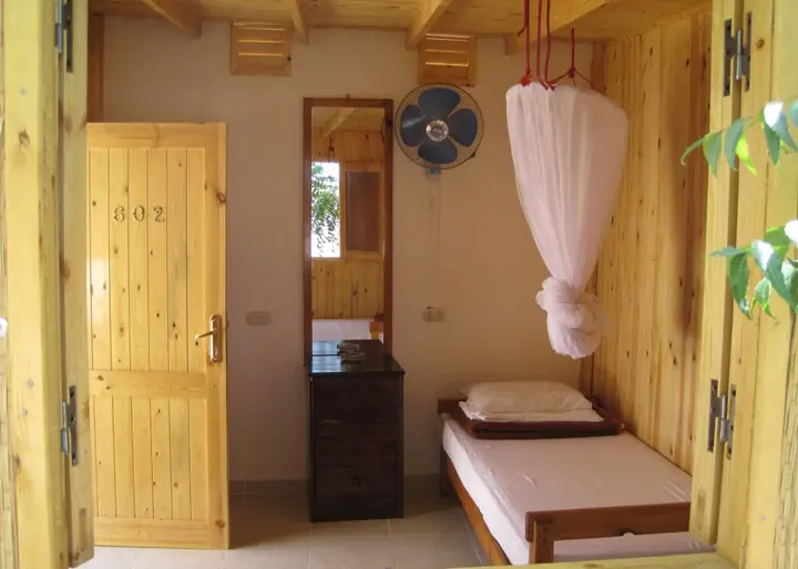 Шарм-эш-Шейх (Шарм-эль-Шейх): Umbi Sharks Bay Diving Village