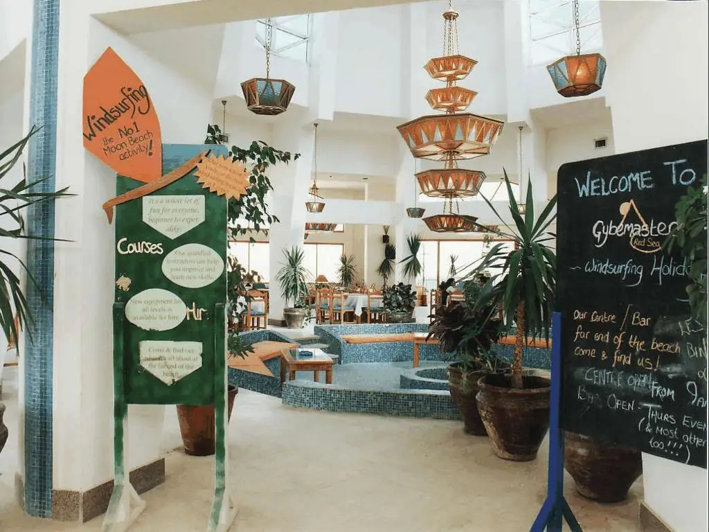Рас-Судр: Moonbeach Hotel & Windsurfing Centre