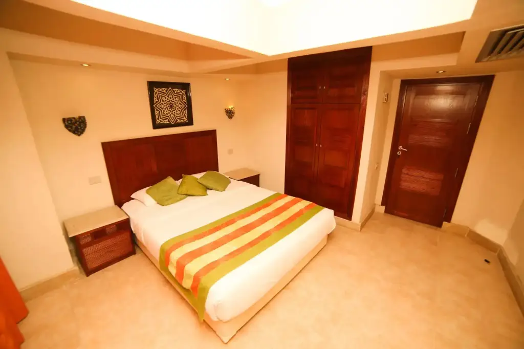 Атаках: Romance Hotel Ain Sokhna