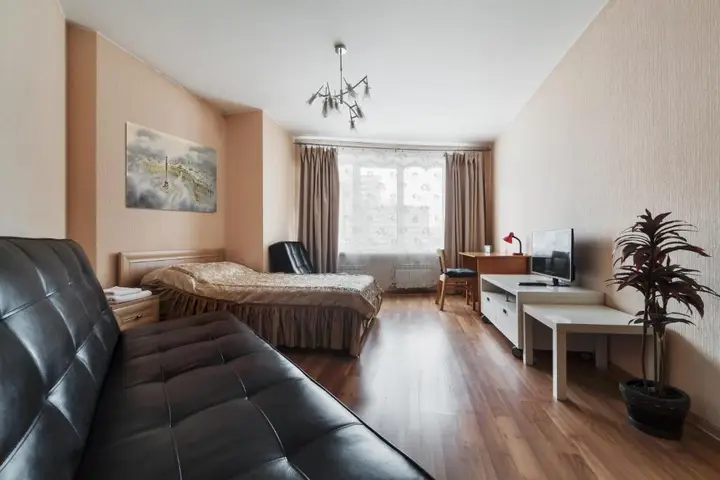 Екатеринбург: Apartment ALLiS-HALL on Radishcheva 33