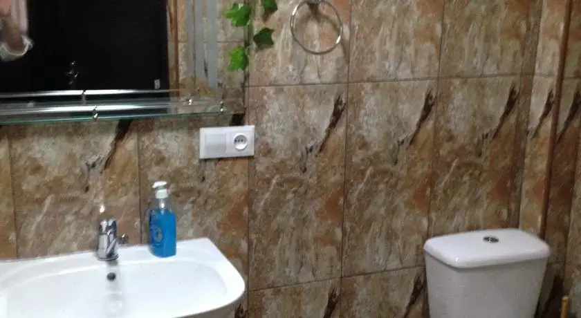 Батуми: Guest House Tsminda Nino