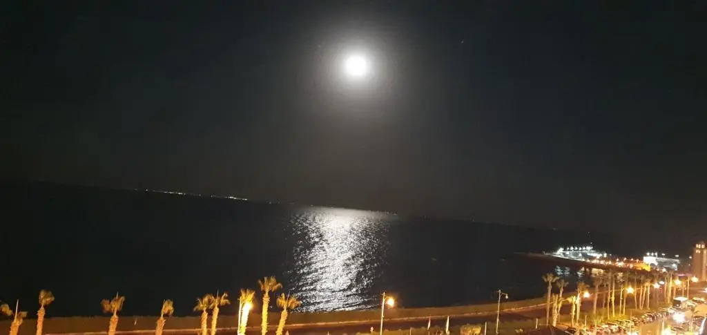 Айн-Сохна: Porto Sea View