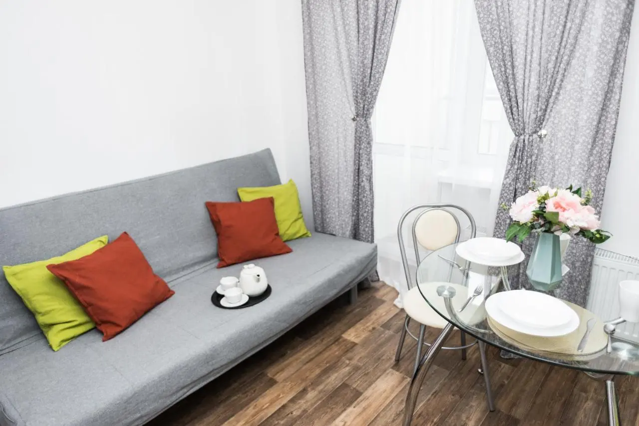 Екатеринбург: уютные апартаменты GOOD HOUSE Циолковского 29
