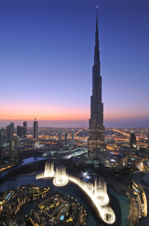 Дубай: Armani Hotel Dubai, Burj Khalifa