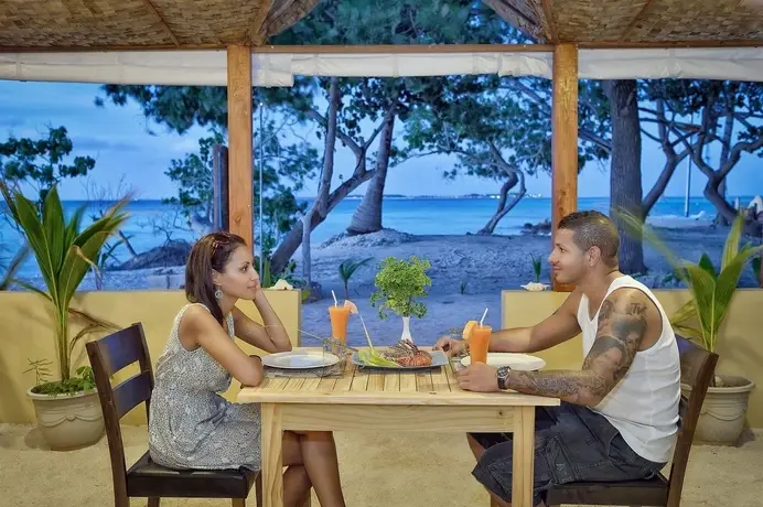 Южный Мале Атол: White Shell Beach Inn