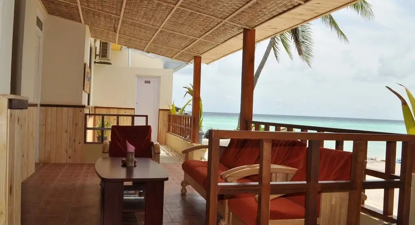 Южный Мале Атол: White Shell Beach Inn