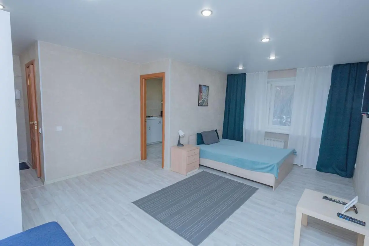 Нижний Тагил: Apartments on Lenina 26