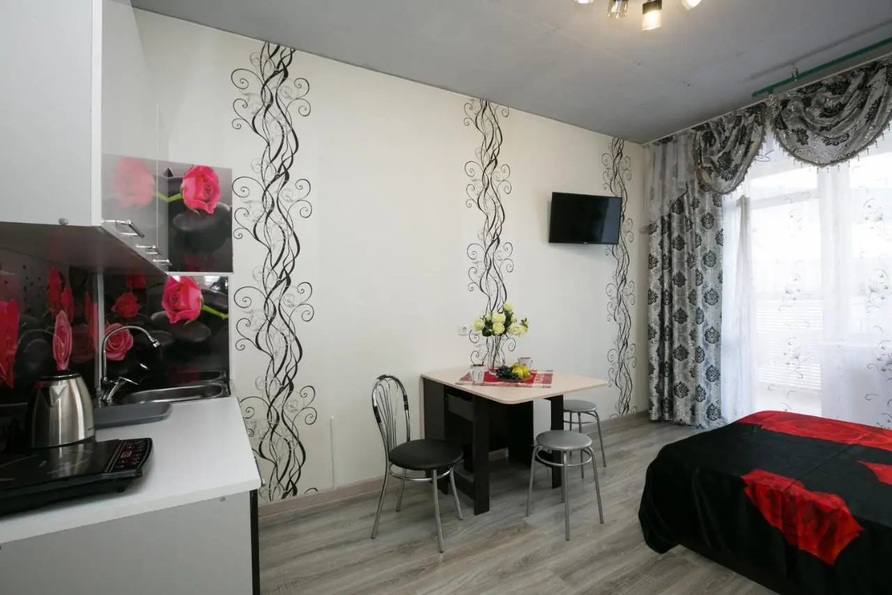 Екатеринбург: Flower Apartment