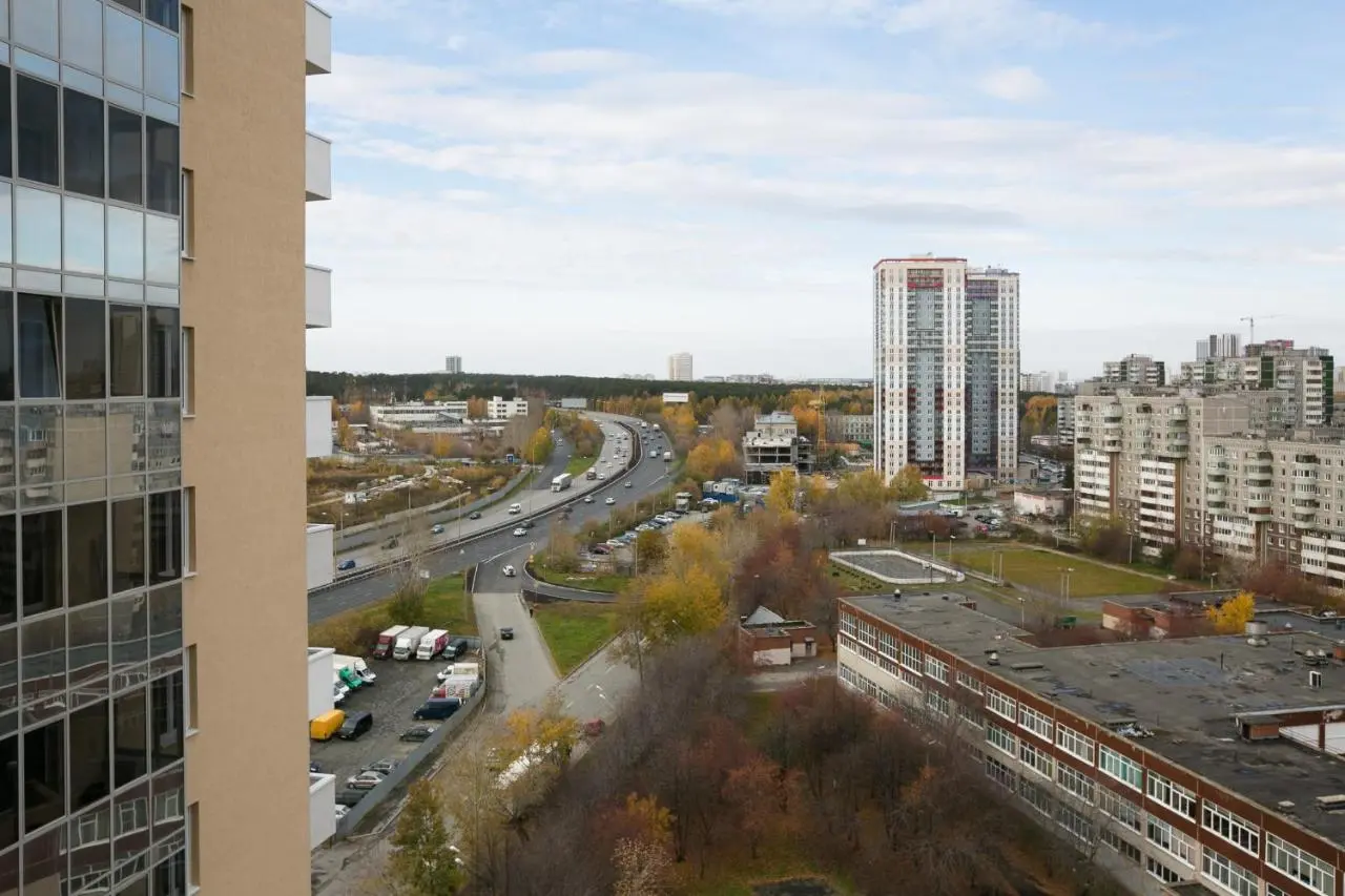 Екатеринбург: Flower Apartment