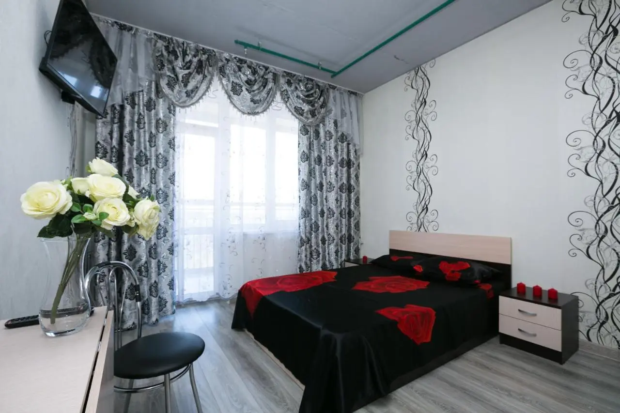 Екатеринбург: Flower Apartment
