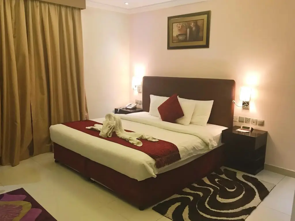 Мурба: Mirage Hotel Al Aqah