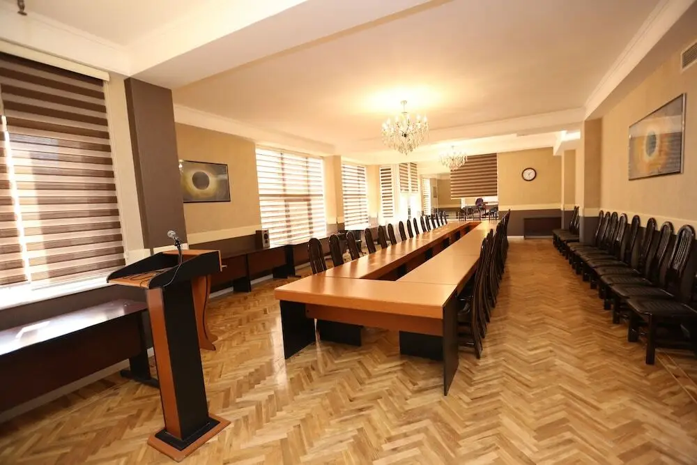 Баку: Best Eastern Hotel Irshad