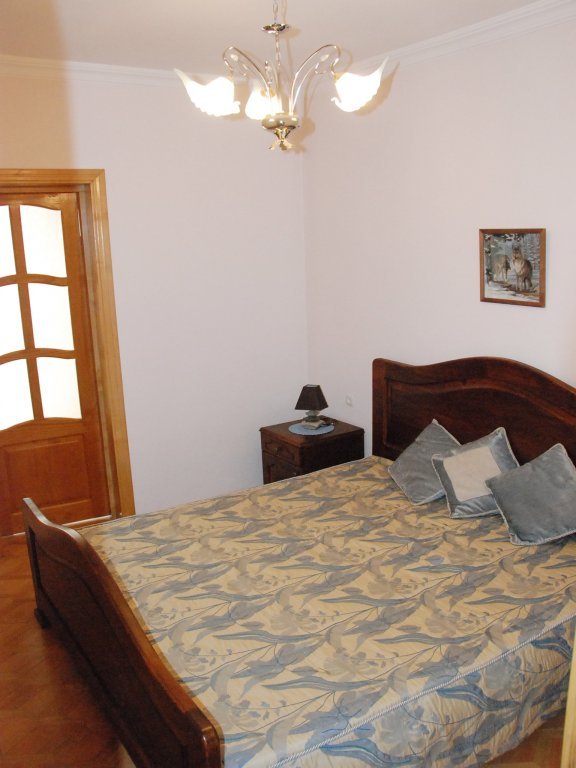 Тбилиси: Golden Fleece Apartments