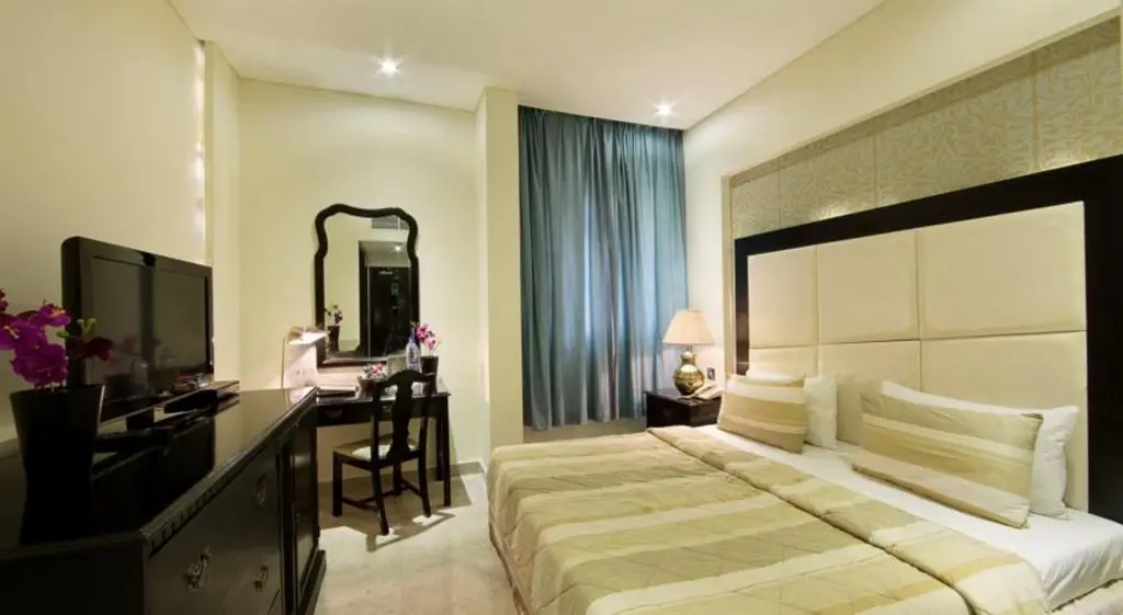 Дубай: President Hotel