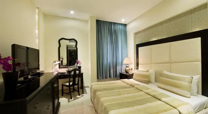 Дубай: President Hotel