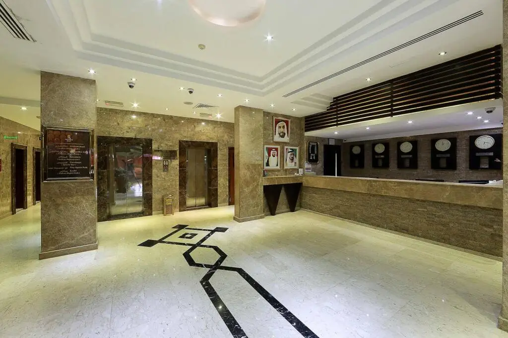 Дубай: President Hotel