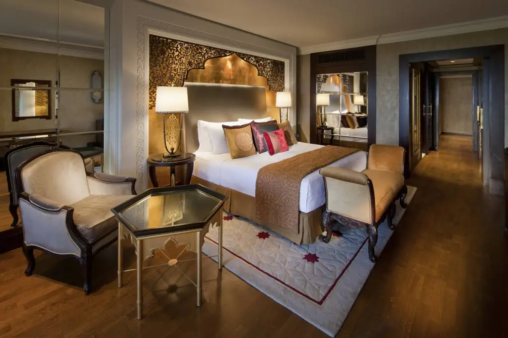 Дубай: Отель Jumeirah Zabeel Saray Dubai