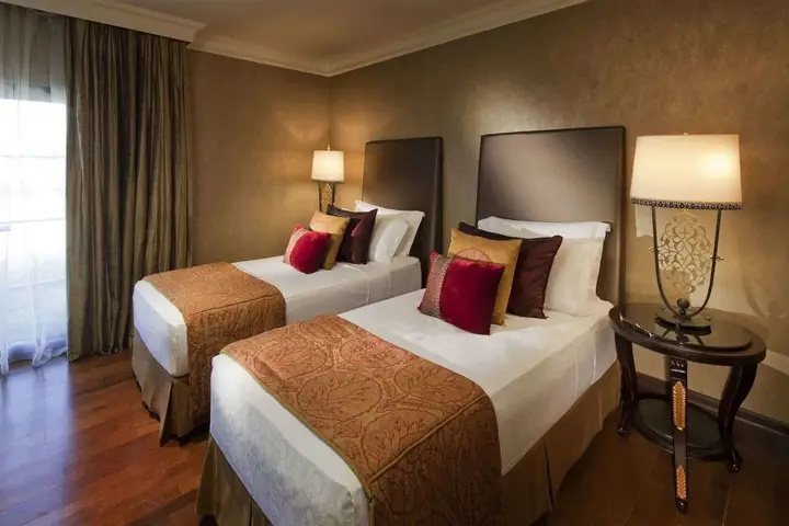 Дубай: Отель Jumeirah Zabeel Saray Dubai