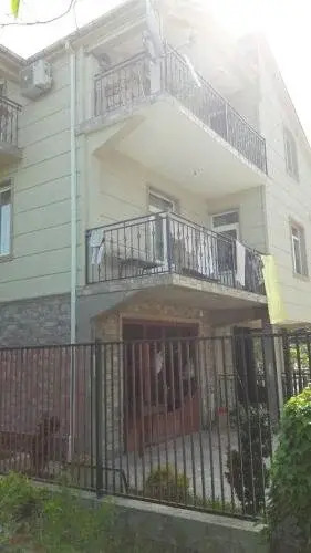Батуми: Guest House on Iveria