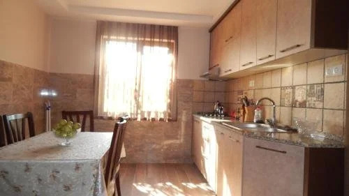 Батуми: Guest House on Iveria
