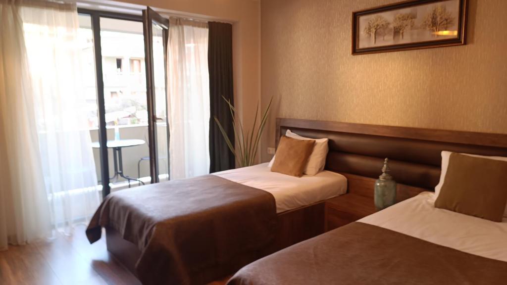 Батуми: Hotel Hills Batumi