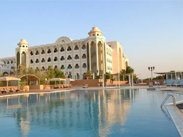 Гантут: Five Continents Ghantoot Beach Resort