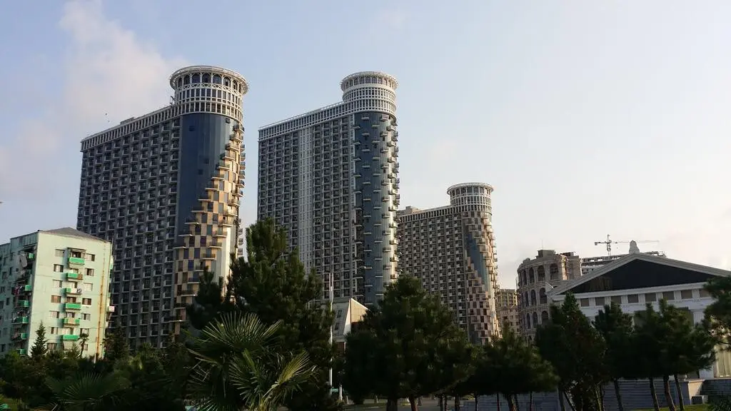 Батуми: Апарт-отель Silk Road Sea Towers Batumi