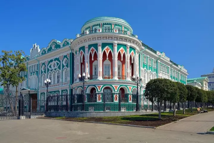 Екатеринбург: Апартаменты ALLiS-HALL, ул. Карла Либкнехта, 16