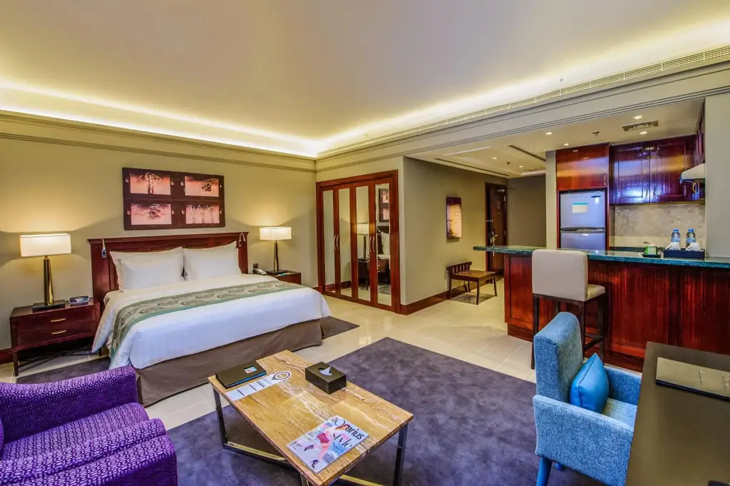 Дубай: Somewhere Hotel Apartment