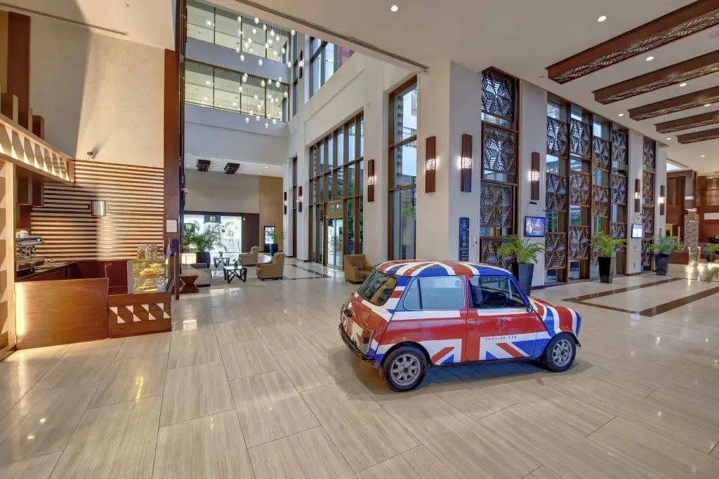 Дубай: Отель Metropolitan Hotel Dubai
