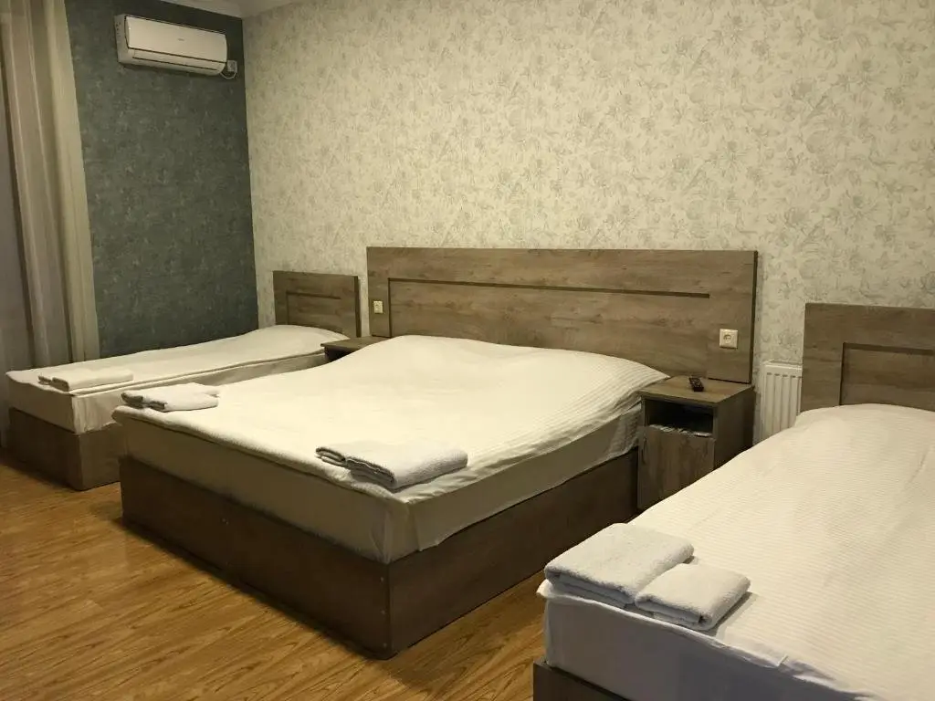 Иджеван: B&B Kamar