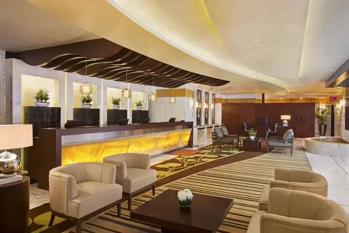 Дубай: DoubleTree by Hilton Hotel and Residences Dubai Al Barsha