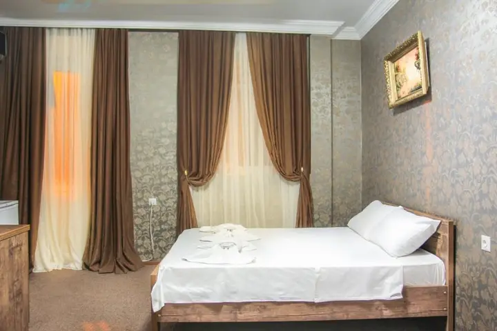 Тбилиси: Отель New Palace Shardeni