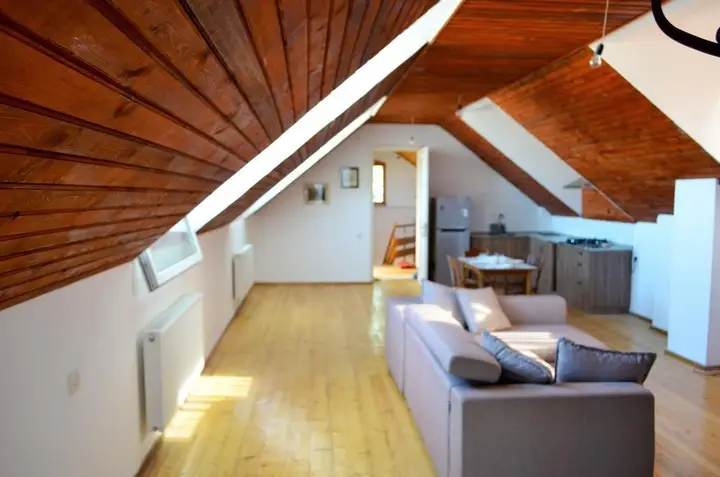 Тбилиси: LOFT in center with open terrace
