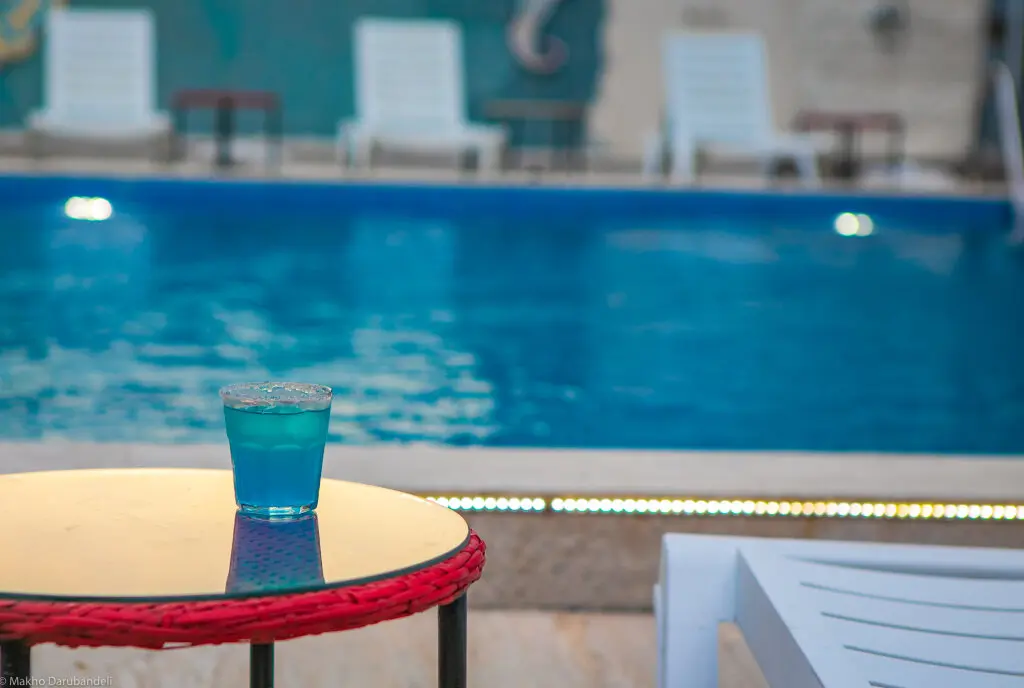 Батуми: Отель Beach House  Batumi