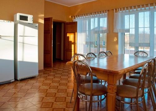 Гатовичи: Guesthouse Sadoviy na Narochi