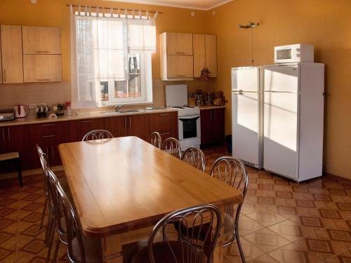 Гатовичи: Guesthouse Sadoviy na Narochi